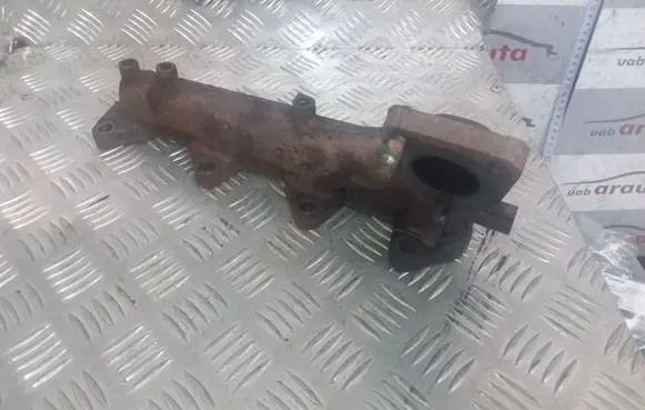 Toyota Avensis T220 Exhaust manifold 27020