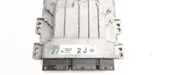 Nissan Qashqai Engine control unit/module 23710HX42C