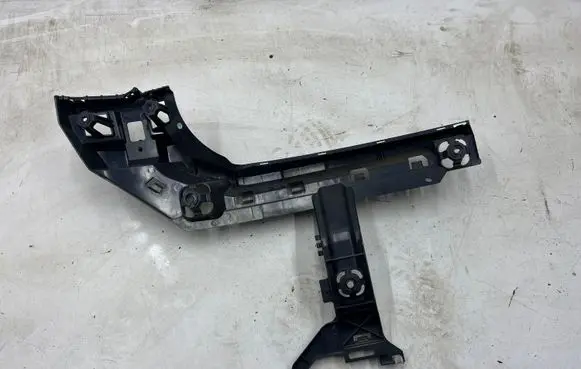 BMW X2 F39 Rear bumper mounting bracket 5112