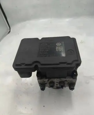 Skoda Octavia Mk2 (1Z) ABS Pump 1K0907379AH 1K0614517AS 10061933591