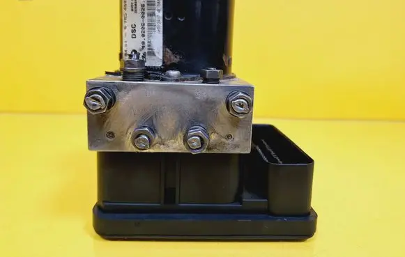 BMW 3 E46 ABS Pump 6765452 67765454