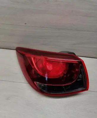 Mazda 2 Rear/tail lights DB5J51160