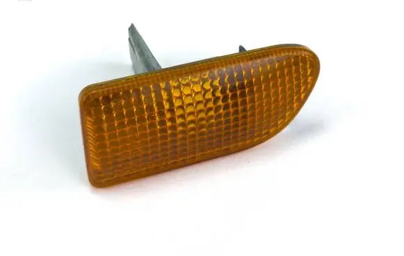 Toyota Avensis T250 Front fender indicator light 236378