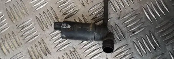 Toyota Yaris Windscreen/windshield washer pump