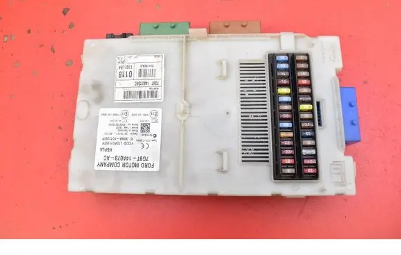 Ford S-MAX Fuse box set 7G9T14A073AC