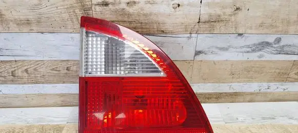 Ford Galaxy Tailgate rear/tail lights 7M5945093B 2NR964365016 7M5945093