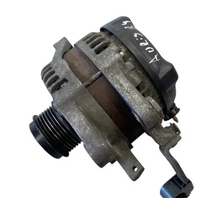Toyota Auris 150 Generator/alternator 270600Y040