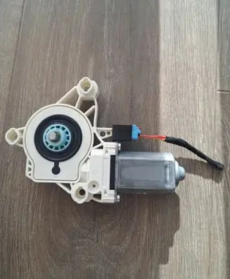 Skoda Enyaq iV Front door window regulator motor 4K0959802