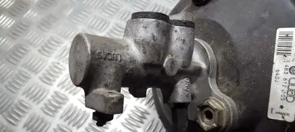 Audi A6 S6 C5 4B Master brake cylinder