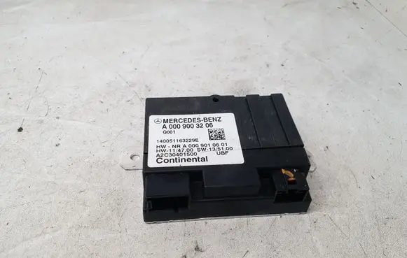 Mercedes-Benz C W205 Fuel injection pump control unit/module A0009003206