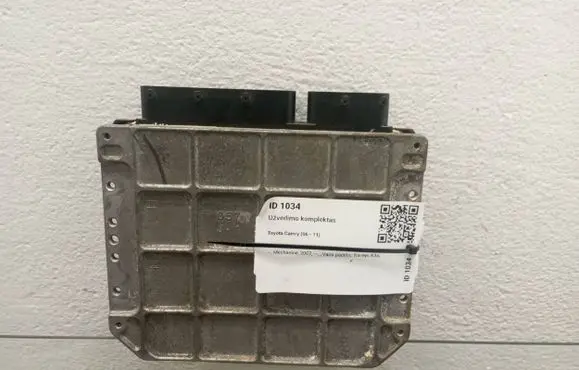 Toyota Camry Engine control unit/module 8966106C41 TN2753000310