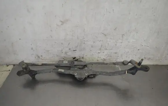Skoda Praktik (5J8) Front wiper linkage and motor 5J1955113A