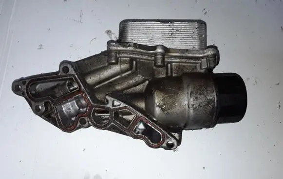 Mercedes-Benz CLS C219 Oil filter mounting bracket A2721800410 5989070191 H9154005