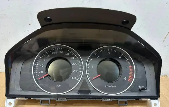 Volvo V60 Speedometer (instrument cluster) 31327581AA 36000913 69399820U