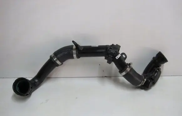 Jaguar XJ SERIE 1 Air intake duct part M8D26C715AB