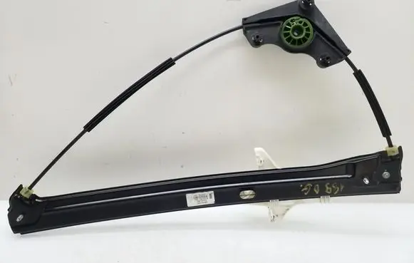 Volkswagen Touran III Rear window lifting mechanism without motor 5TA839462