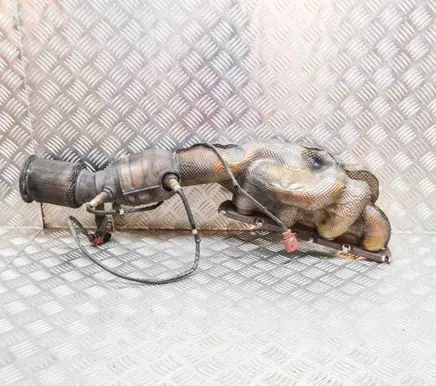 Audi R8 42 Exhaust manifold 420131089F