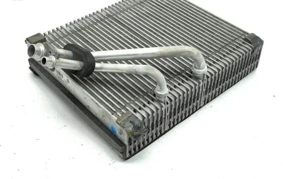 Porsche Cayenne (92A) Air conditioning (A/C) radiator (interior) 7P0820101 52434459