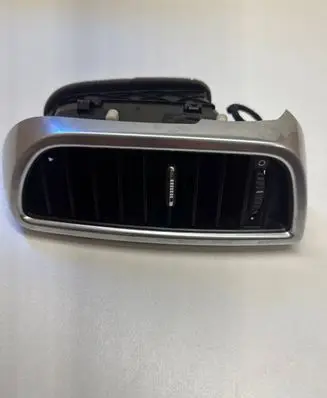 Porsche Cayenne (92A) Dash center air vent grill 7P5819728