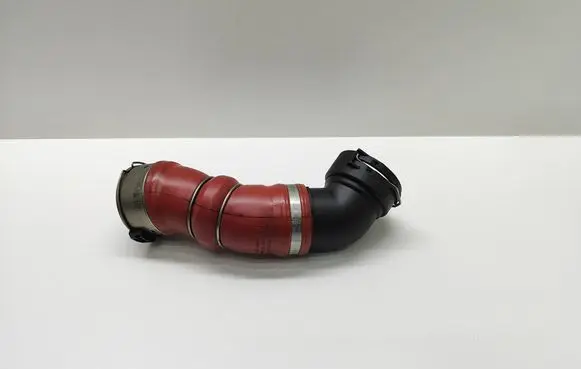BMW 5 E60 E61 Intercooler hose/pipe 7796293 779629303 11279410