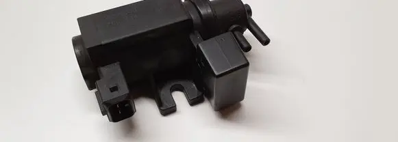 BMW 5 E60 E61 Turbo solenoid valve 7796634 70057900