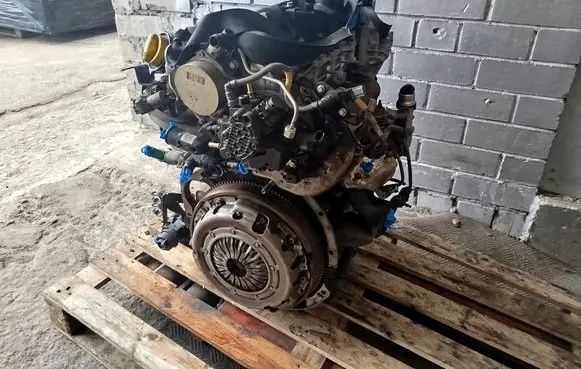Renault Trafic II (X83) Engine 100015258R C084613 27050064
