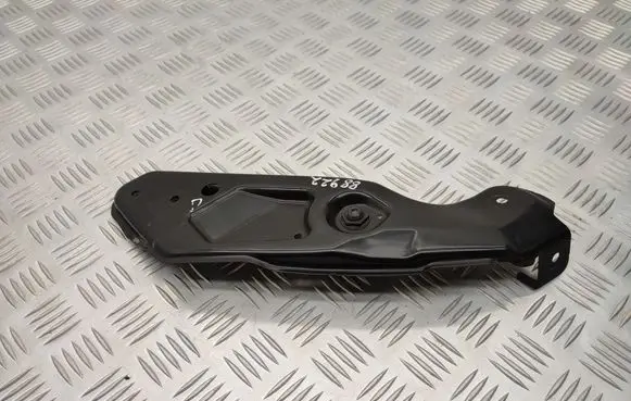 Headlight/headlamp mounting bracket