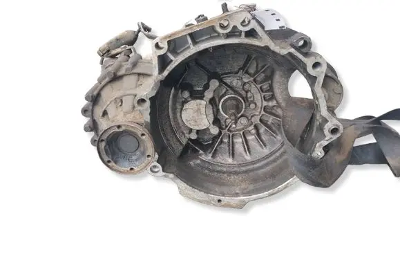 Volkswagen Polo III 6N 6N2 6NF Manual 5 speed gearbox DXYKASACJ DXY