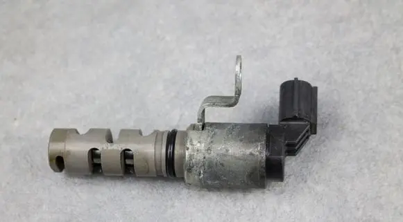 Toyota Auris 150 Camshaft vanos timing valve 347020522022 522022 BL122