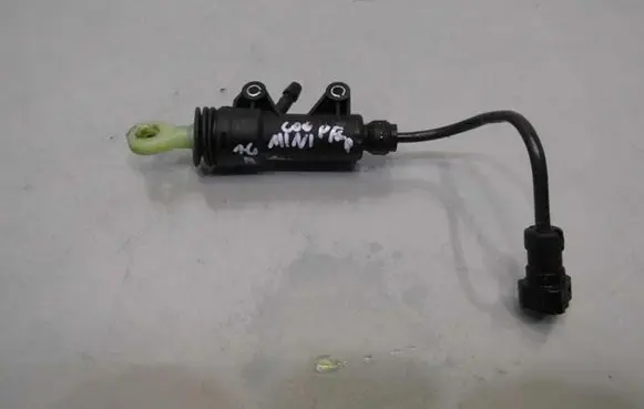 Mini One - Cooper Clubman R55 Clutch slave cylinder 