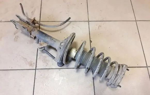 Hyundai Tiburon Rear shock absorber with coil spring NOCODE