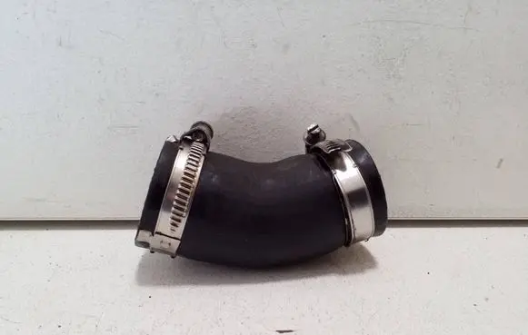 Audi TT TTS RS Mk3 8S Intercooler hose/pipe 5Q0145828A