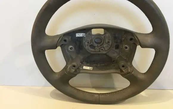 Audi A6 S6 C5 4B Steering wheel 8E0000124 61334005C 8E0419091BF85D