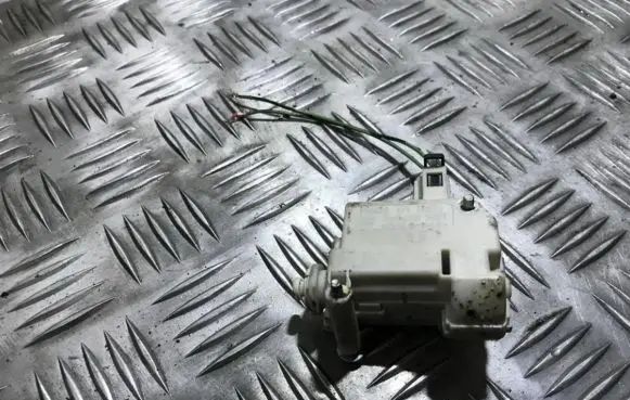 Volkswagen Bora Central locking motor 