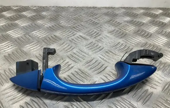 Skoda Octavia Mk3 (5E) Front door exterior handle 5G0837205