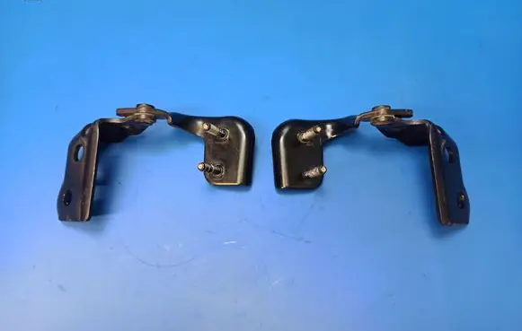 Land Rover Discovery 5 Tailgate/trunk/boot hinge HY3242901AC HY3242900AC