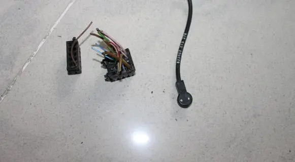 Mercedes-Benz E W124 Sound system wiring loom 2025453628 0038206286