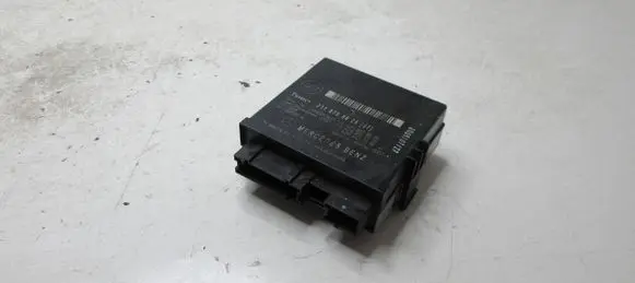 Mercedes-Benz E W211 Tailgate/trunk control unit/module 2118708626 A2118704526 A2118708626
