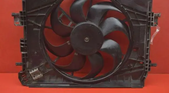 Dacia Dokker Electric radiator cooling fan 8240636