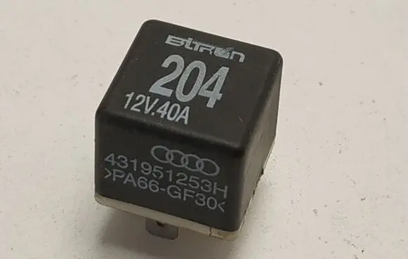 Volkswagen PASSAT B5 Other relay 431951253H