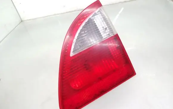 Ford Galaxy Tailgate rear/tail lights YM2113A602AB 7M3945257A