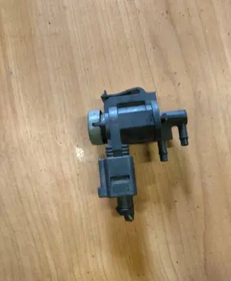 Seat Alhambra (Mk1) Turbo solenoid valve 1J0906283C