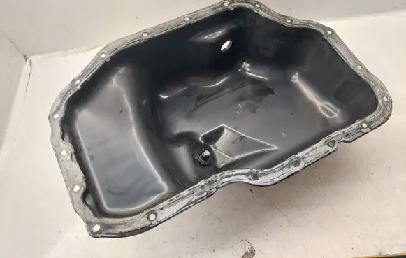 Oil sump