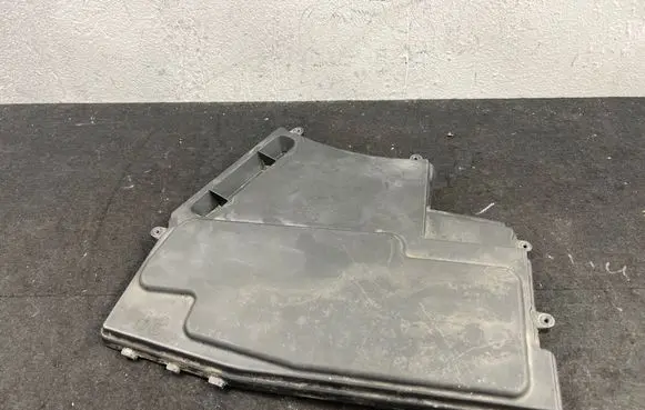 BMW 3 E90 E91 Fuse box cover 7520899 58650910