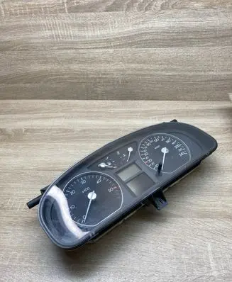 Renault Laguna II Speedometer (instrument cluster) 8200263357 50101