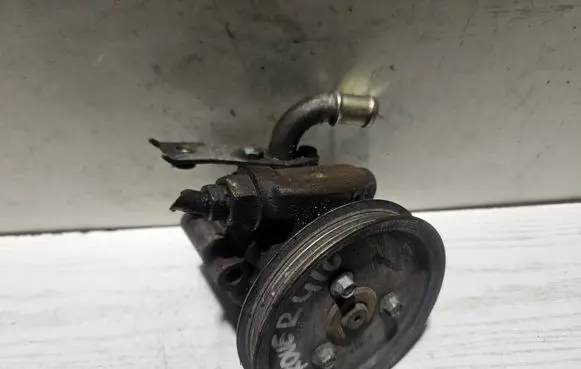 Rover 414 - 416 - 420 Power steering pump HE1205082 QVB100690
