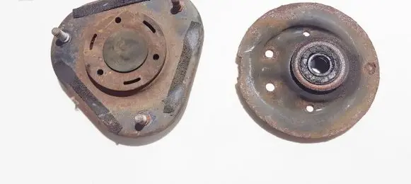 Toyota Corolla Verso AR10 Coil spring mount 