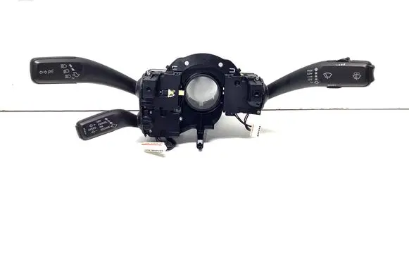 Wiper turn signal indicator stalk/switch