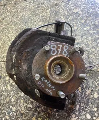 Nissan Qashqai Front wheel hub
