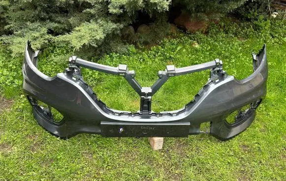Renault Kadjar Front bumper 620221936R